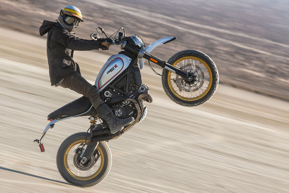 Ducati Desert Sled 2017: Scrambler “hàng thật giá thật”