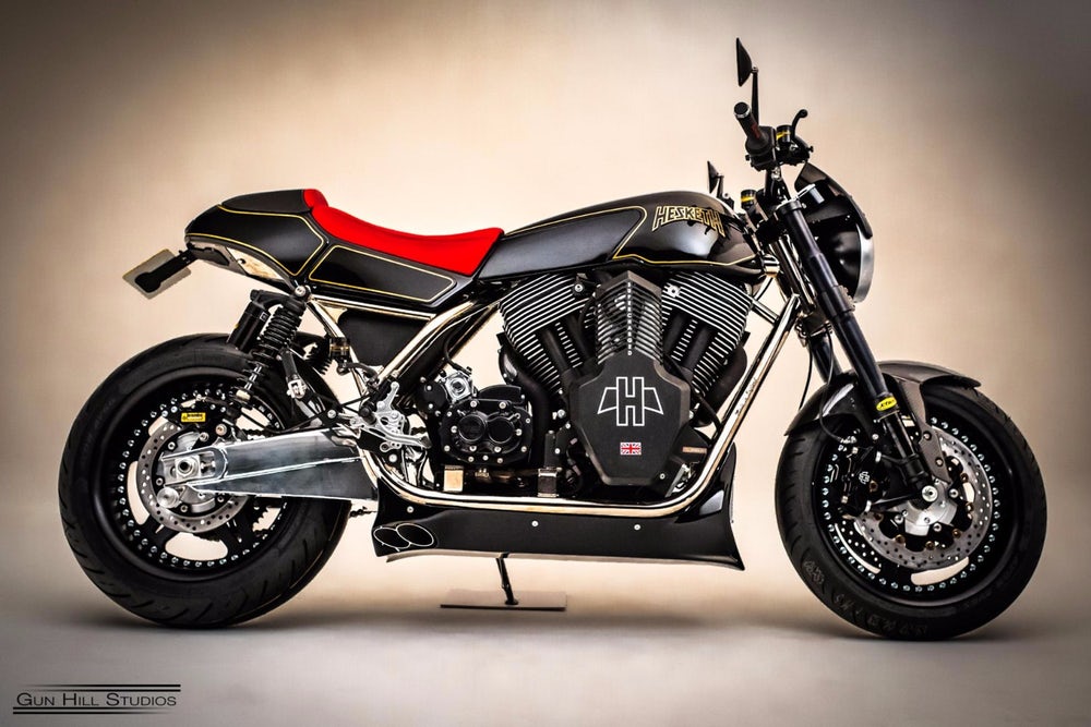 Hesketh tung mô tô siêu nạp Valiant dung tích 2100cc