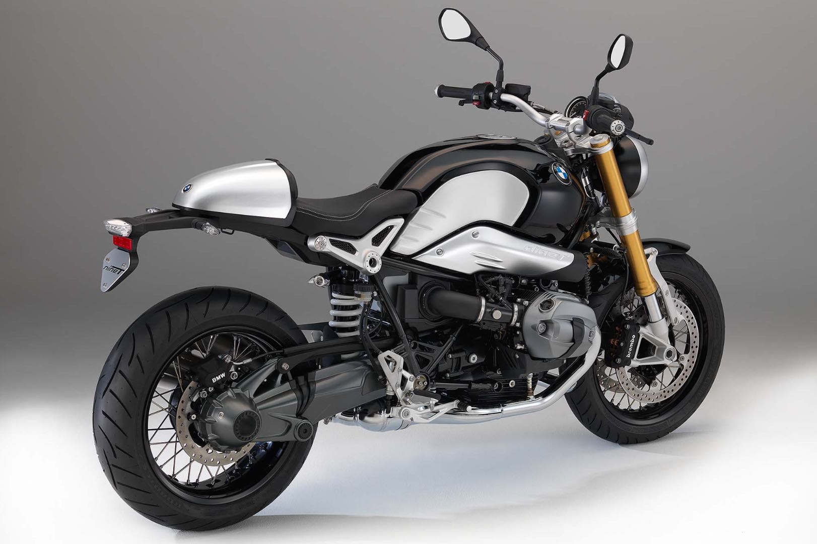 BMW Motorrad triệu hồi R nine T đời 2014 – 2017 do lỗi gắp sau