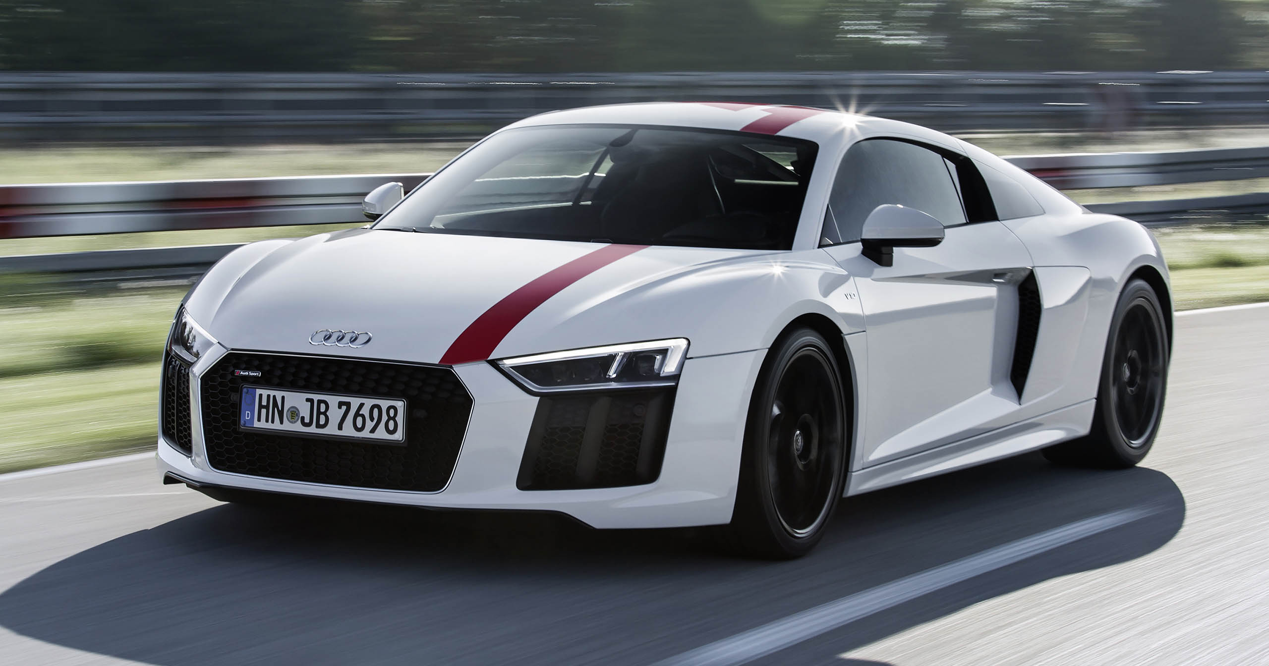 Nhanh tay xuống tiền mới mong mua đươc Audi R8 mới